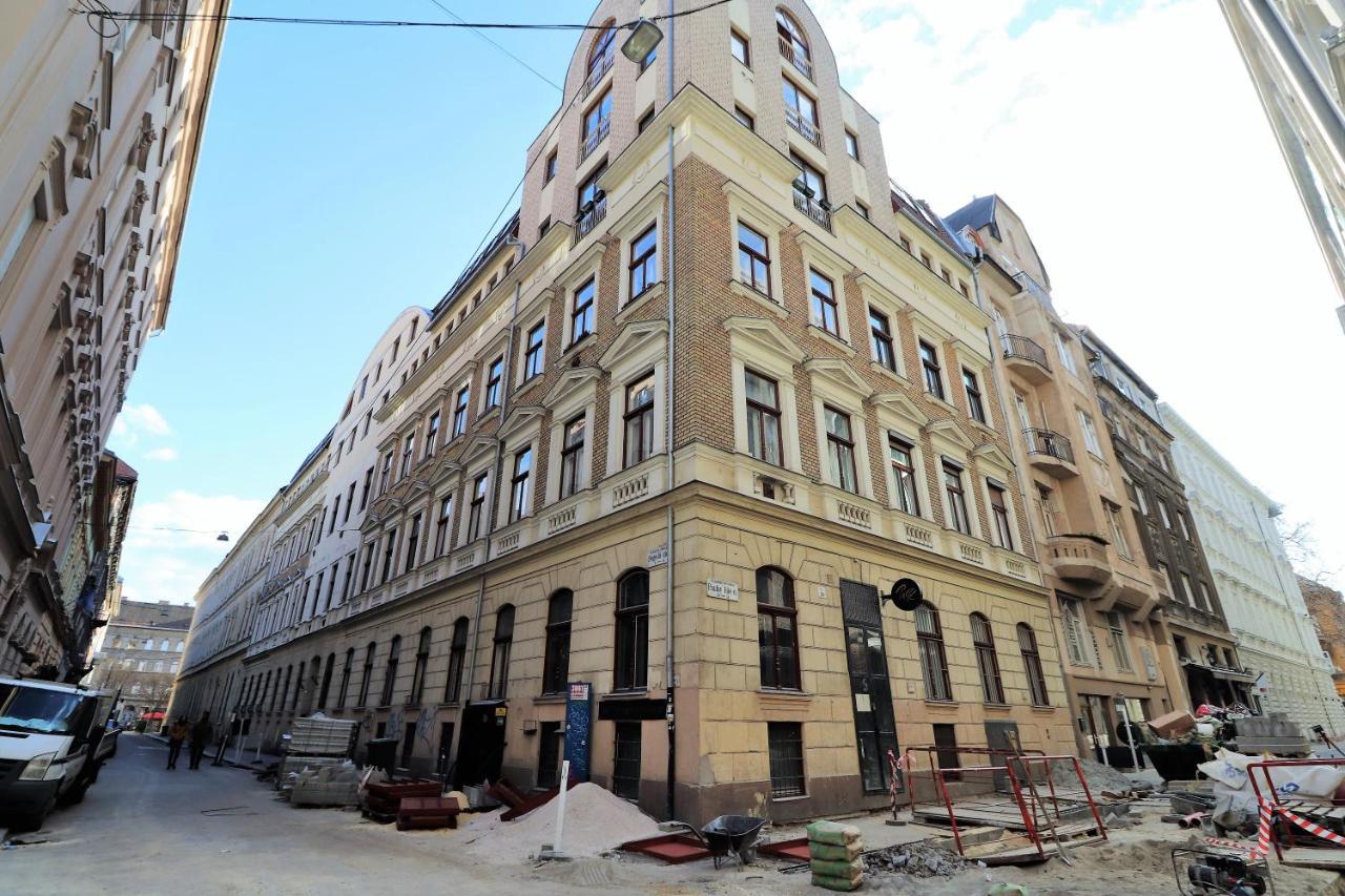 ブダペストAndrassy Avenue Exclusiveアパートメント エクステリア 写真